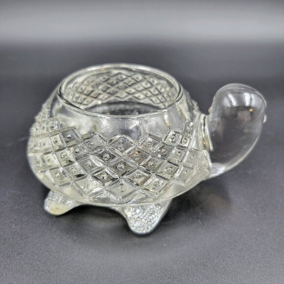 Vintage Avon Clear Crystal Glass Turtle Shaped Candle Holder Votive Tea Light Re - Picture 6 of 11